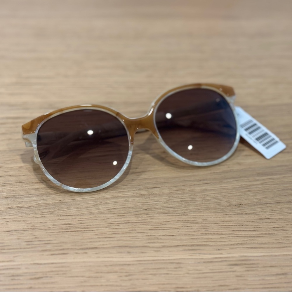 Chloe Stylish Brown and Gray Sunglasses